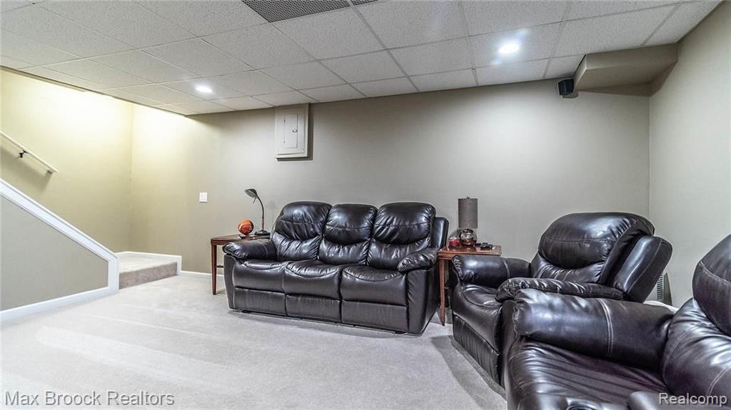 40014 Crosswinds Road Novi, MI 48375 - Photo 27 of 39