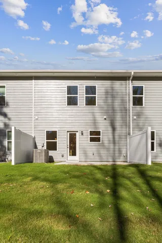 $299,990 | 133 Ironhorse Way, Dickson, TN 37055