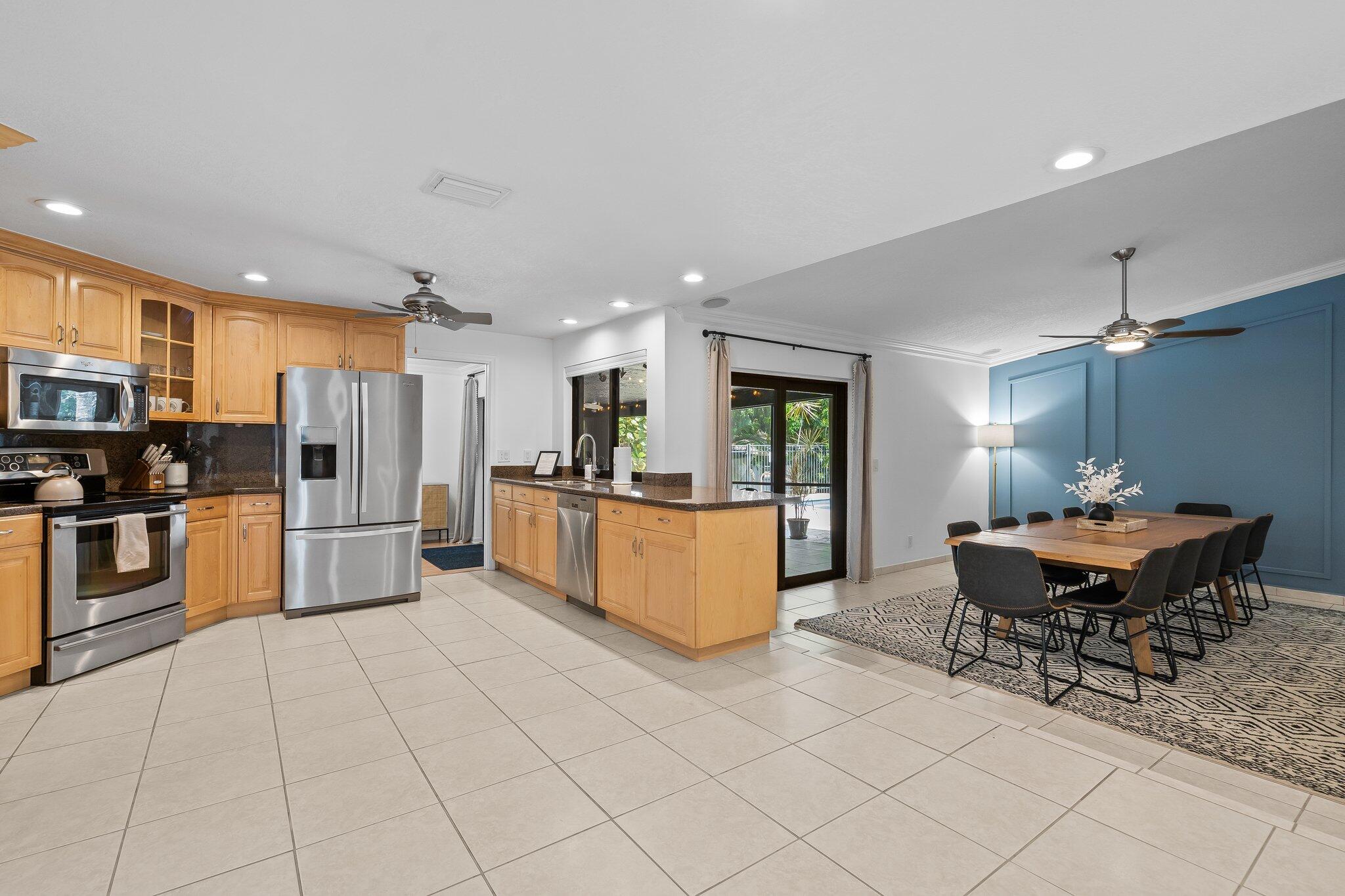 20210 Southwest 49th Court Southwest Ranches, FL 33332 - Photo 12 of 63 Kitchen/Dining