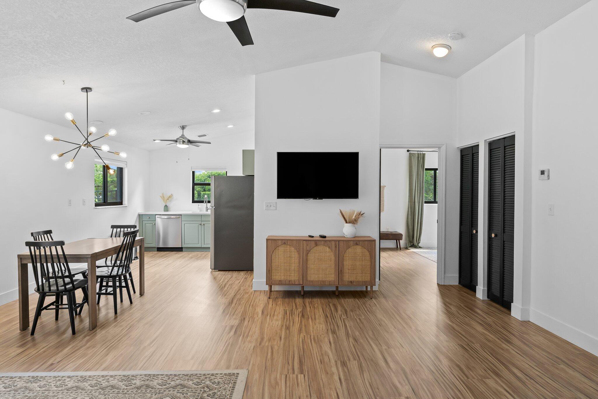 20210 Southwest 49th Court Southwest Ranches, FL 33332 - Photo 33 of 63 Attached In-law