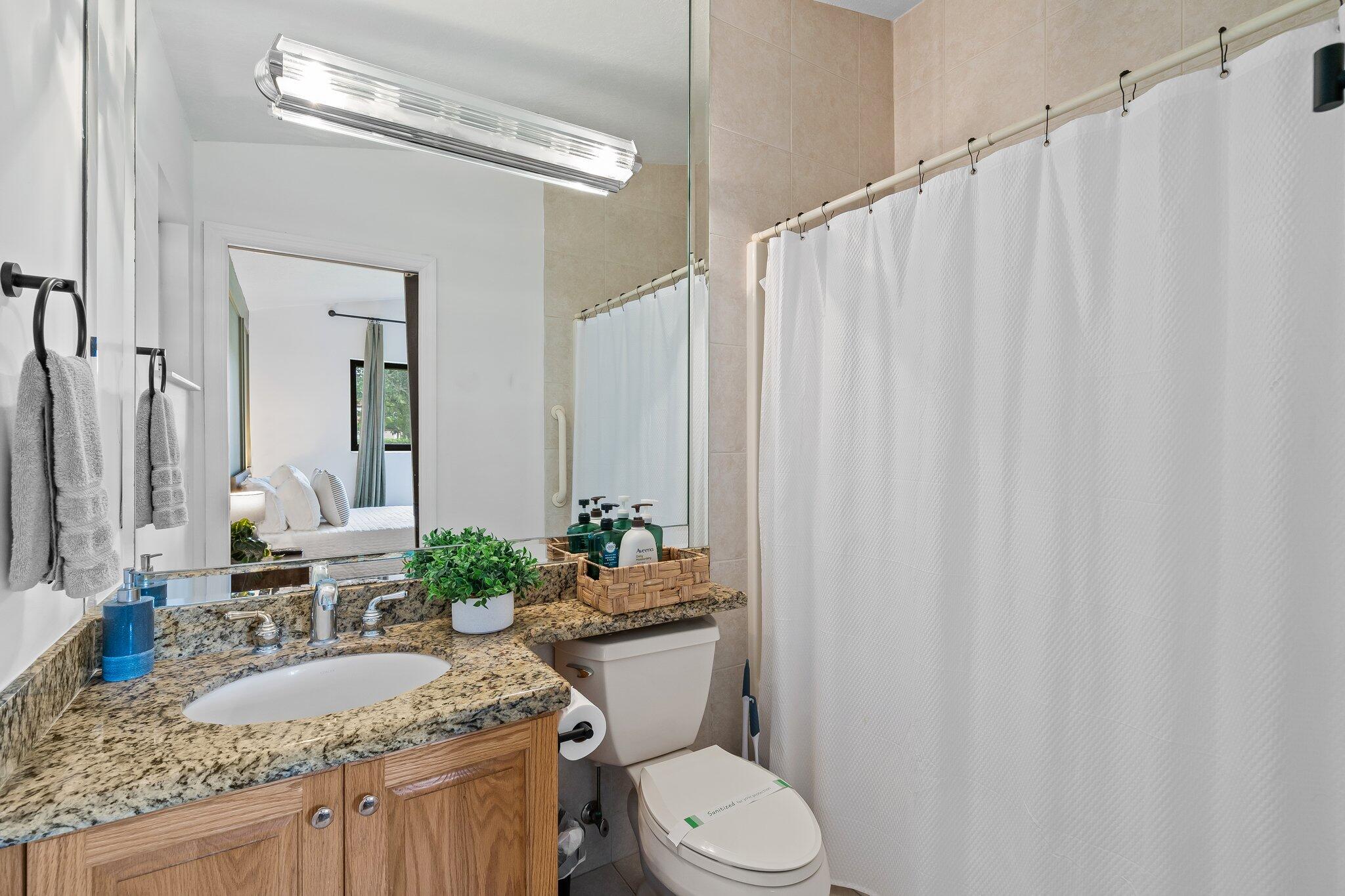 20210 Southwest 49th Court Southwest Ranches, FL 33332 - Photo 39 of 63 Bathroom 4 Attached In-law