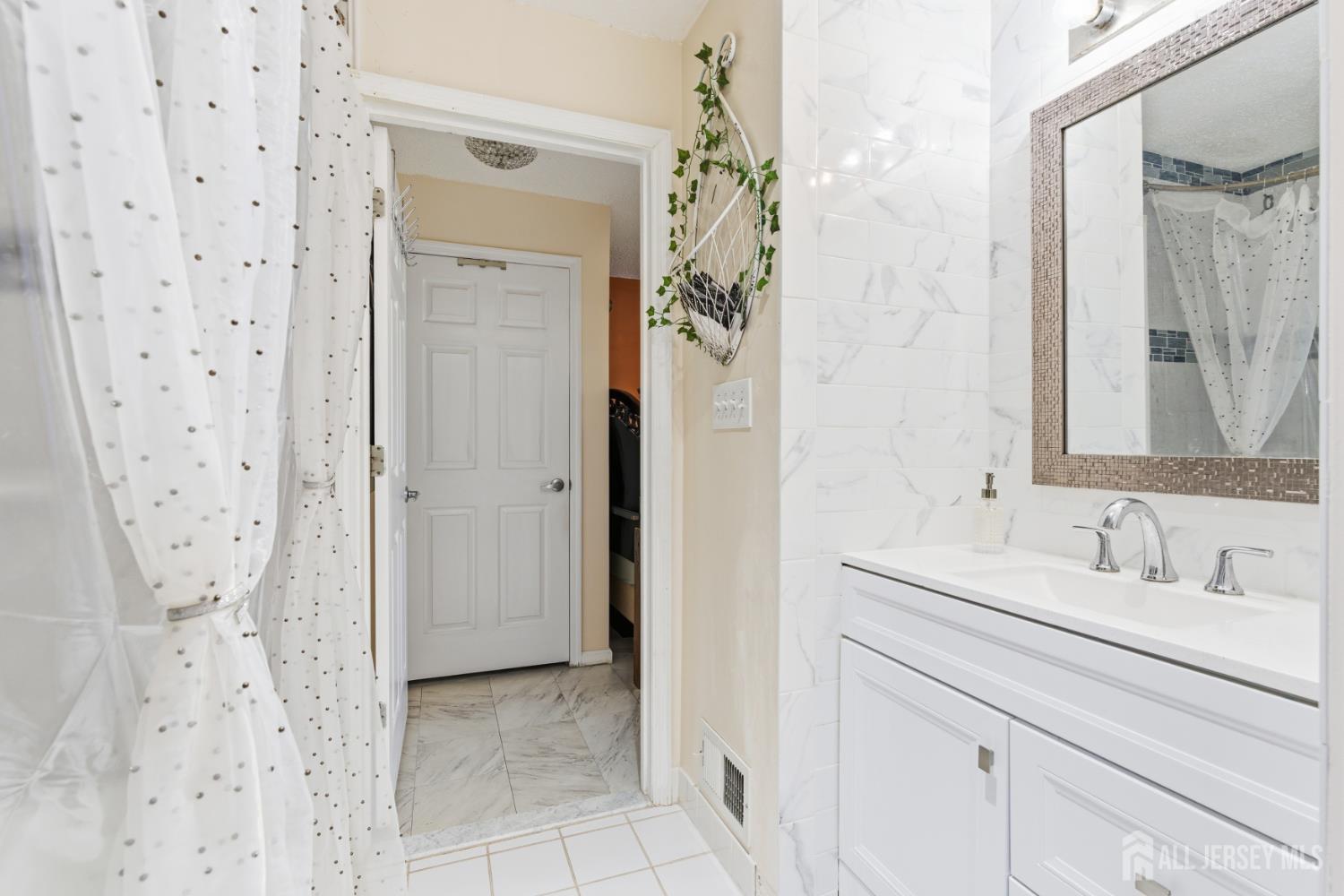 23 Prestwick Way Edison, NJ 08820 - Photo 23 of 29