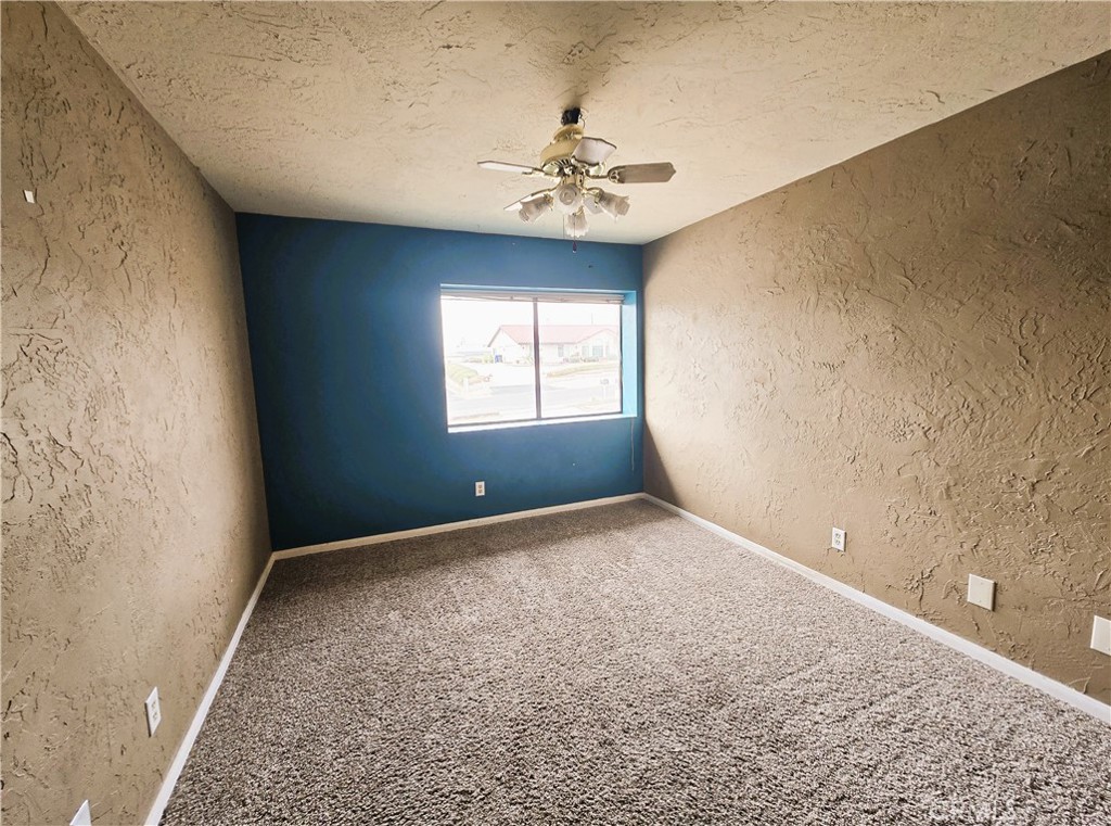 13809 Titonka Road Apple Valley, CA 92307 - Photo 13 of 28