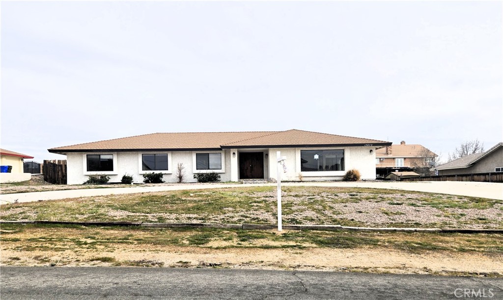 13809 Titonka Road Apple Valley, CA 92307 - Photo 2 of 28