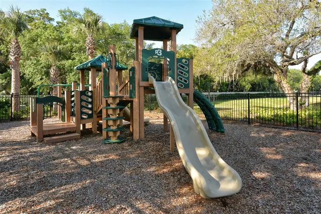 $895,000 | 8101 Gabanna Drive, Sarasota, FL 34231