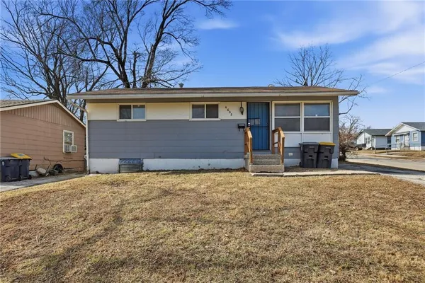$117,500 | 4602 Lister Avenue, Kansas City, MO 64130