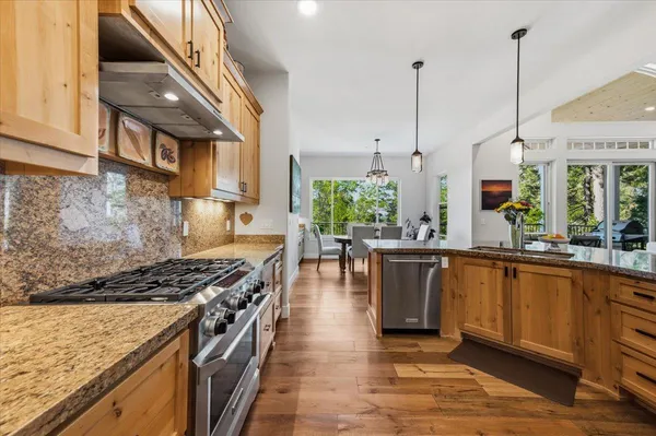$1,200,000 | 11198 Pittsburg Mine Road, Nevada City, CA 95959