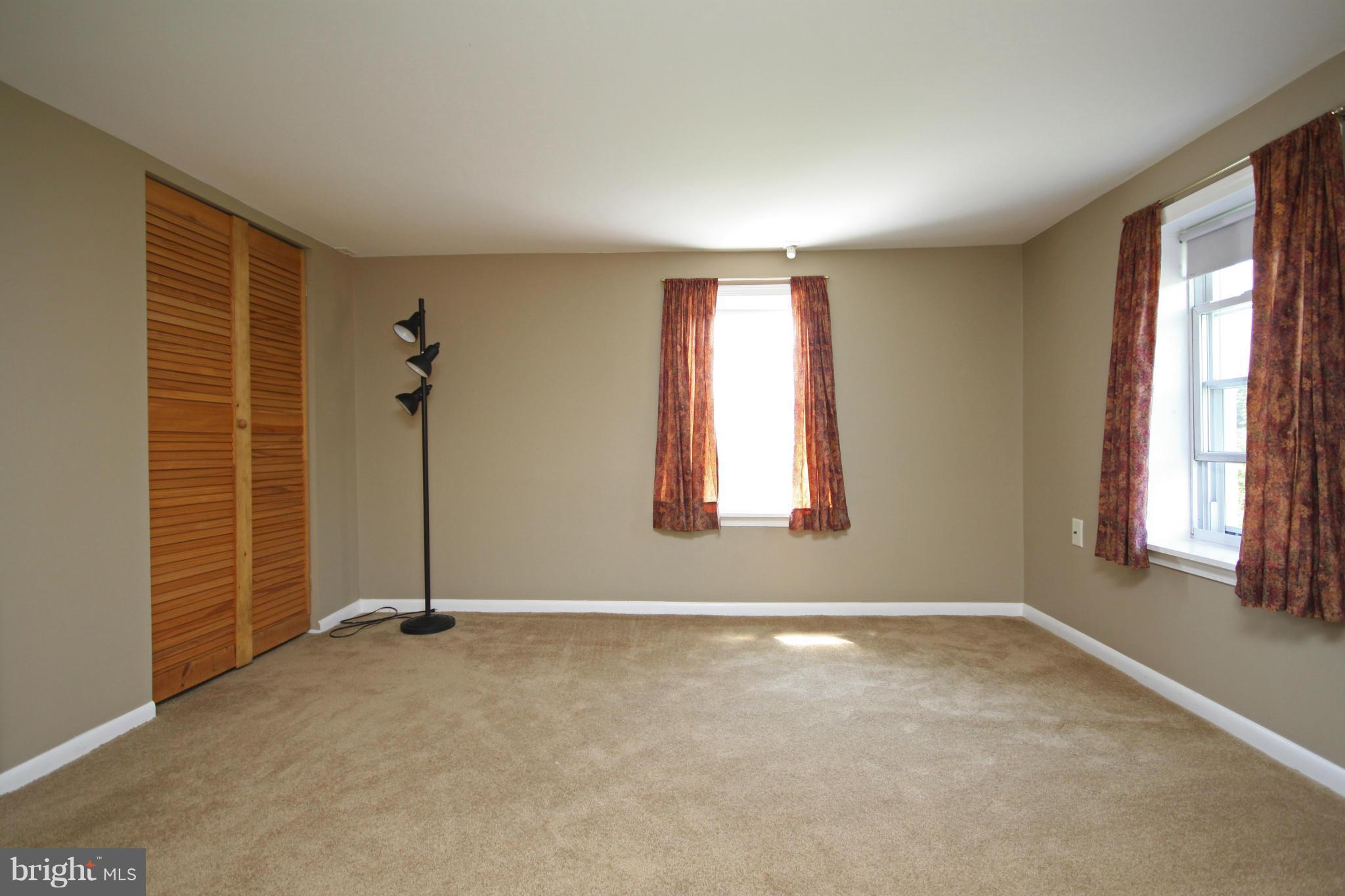 7295 Keysville Road Keymar, MD 21757 - Photo 8 of 25 an empty room with windows