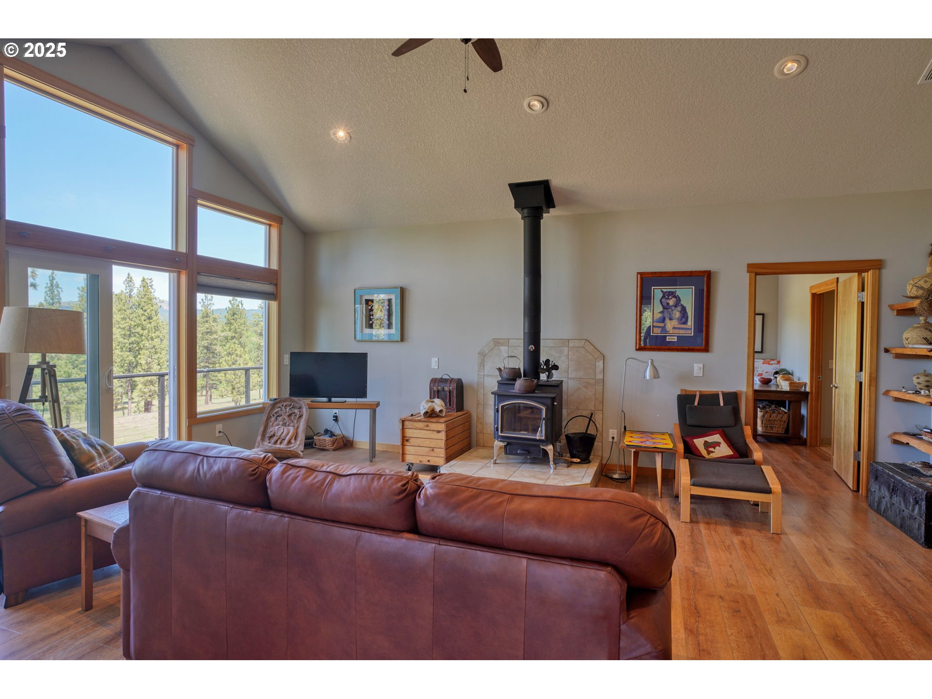 12 Keystone Drive Goldendale, WA 98620 - Photo 16 of 48 a living room with furniture and a wooden floor