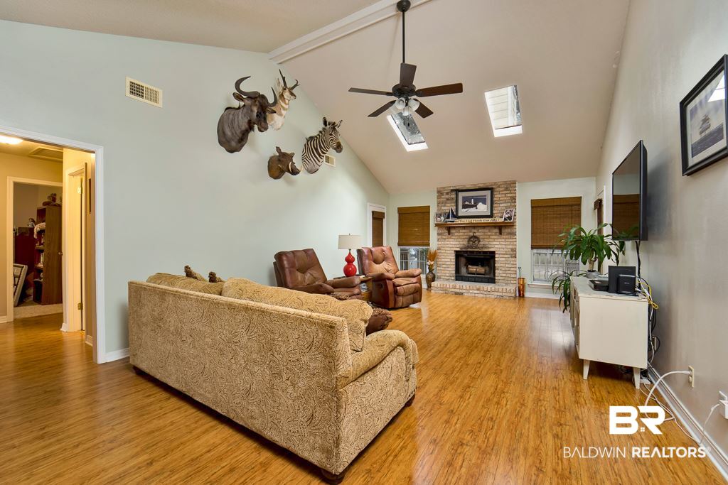 115 Wild Oak Drive Daphne, AL 36526 - Photo 3 of 22 great room