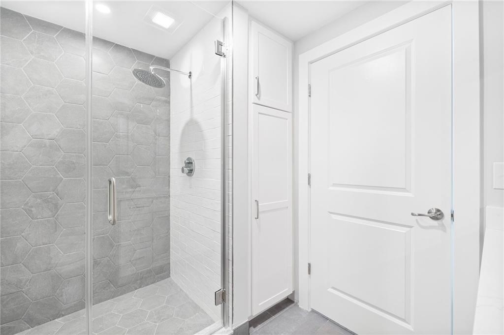 81 West Valley Circle West Warwick, RI 02893 - Photo 21 of 38