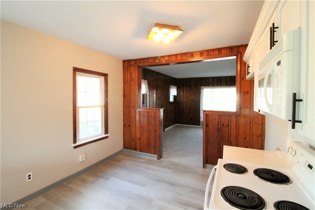 814 Hudson Road Kent, OH 44240 - Photo 5 of 20