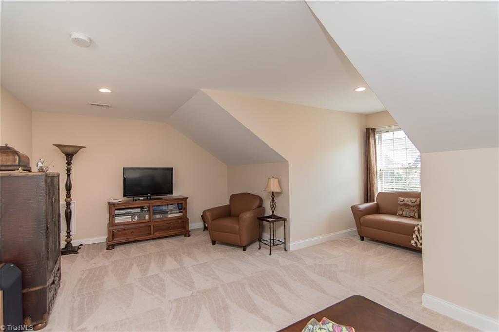 203 Jordan Ridge Way Jamestown, NC 27282 - Photo 31 of 38 Gallery Image 31