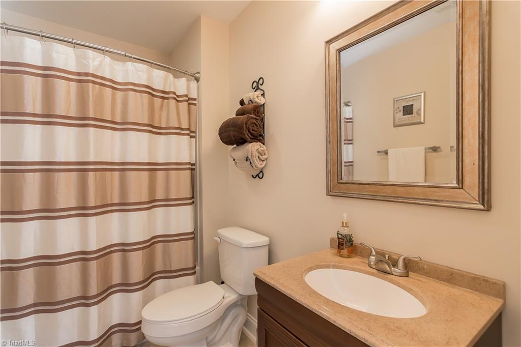 203 Jordan Ridge Way Jamestown, NC 27282 - Photo 33 of 38 Gallery Image 33