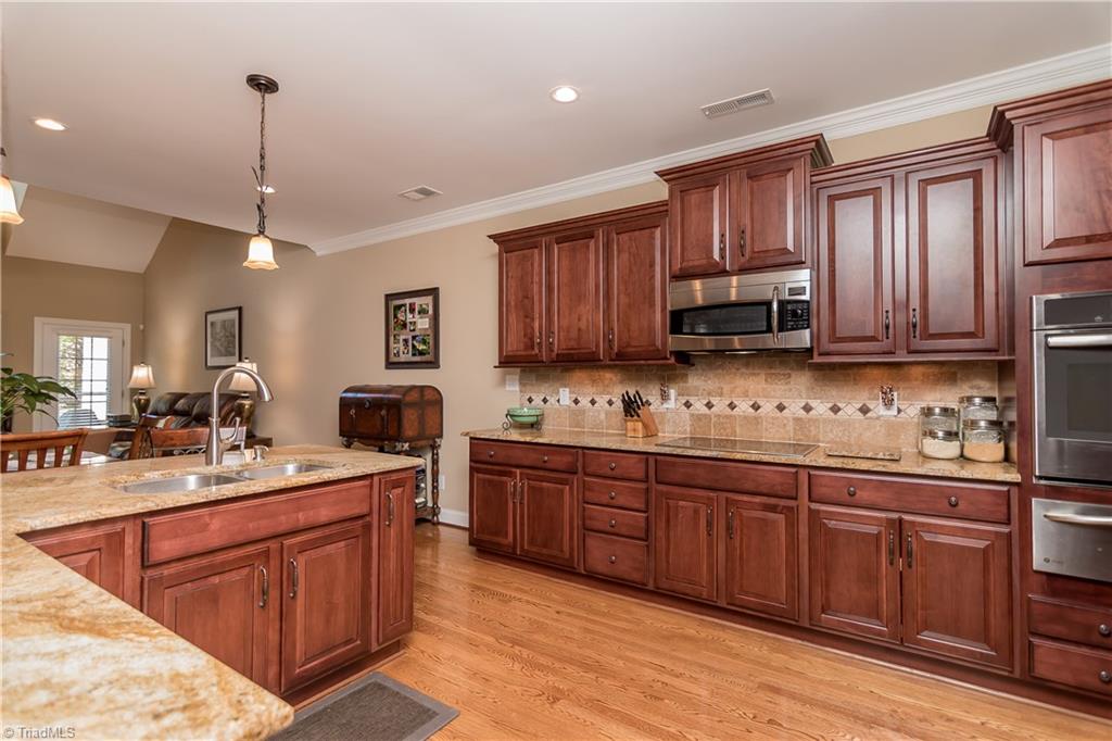 203 Jordan Ridge Way Jamestown, NC 27282 - Photo 8 of 38 Gallery Image 8