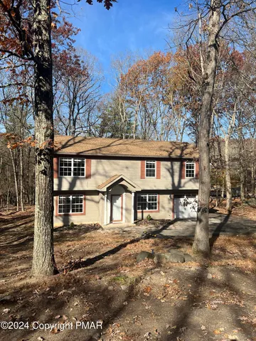 $359,800 | 7109 Pine Grove Drive, East Stroudsburg, PA 18301