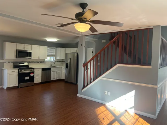 $359,800 | 7109 Pine Grove Drive, East Stroudsburg, PA 18301