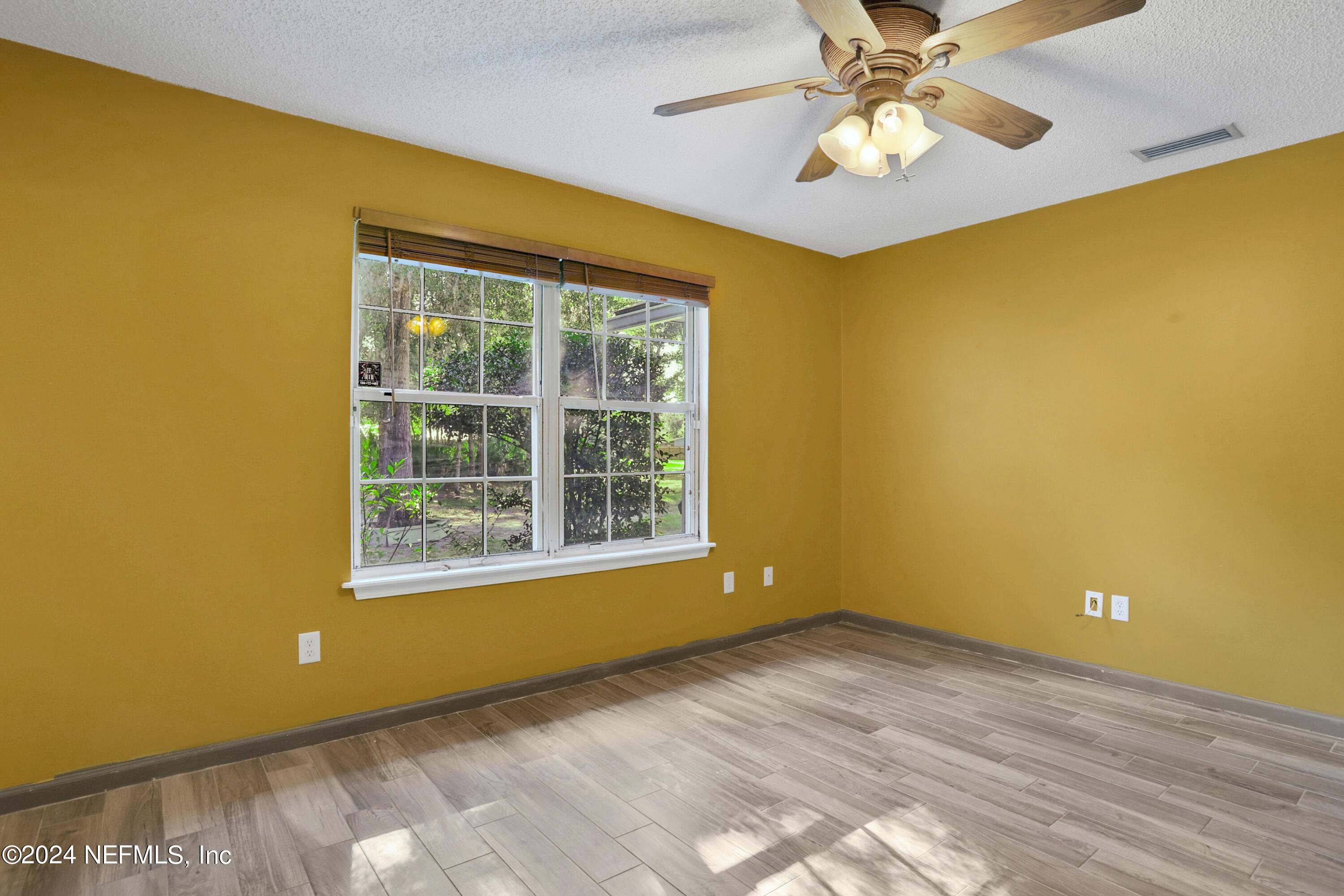 2827 Eagle Point Road Middleburg, FL 32068 - Photo 11 of 29 10 Master Bedroom