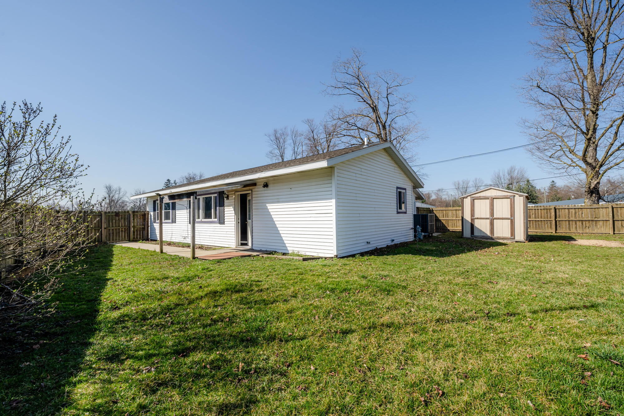 4875 North Watervliet Road Watervliet, MI 49098 - Photo 14 of 37 M140-130