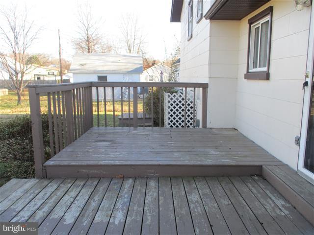 16 Compression Court Baltimore, MD 21220 - Photo 4 of 25 Exterior (Rear)