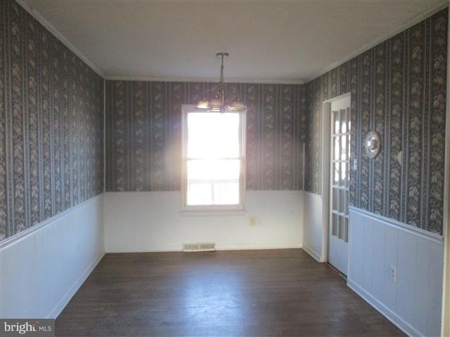 16 Compression Court Baltimore, MD 21220 - Photo 7 of 25 Dining Room