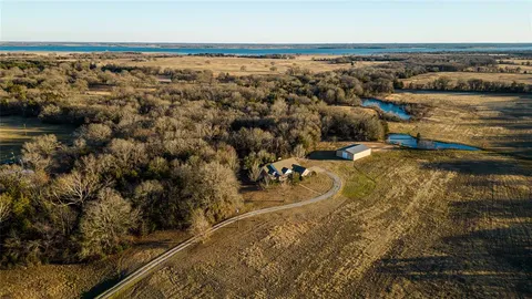 $1,639,000 | 6652 East Fm 1396, Telephone, TX 75488