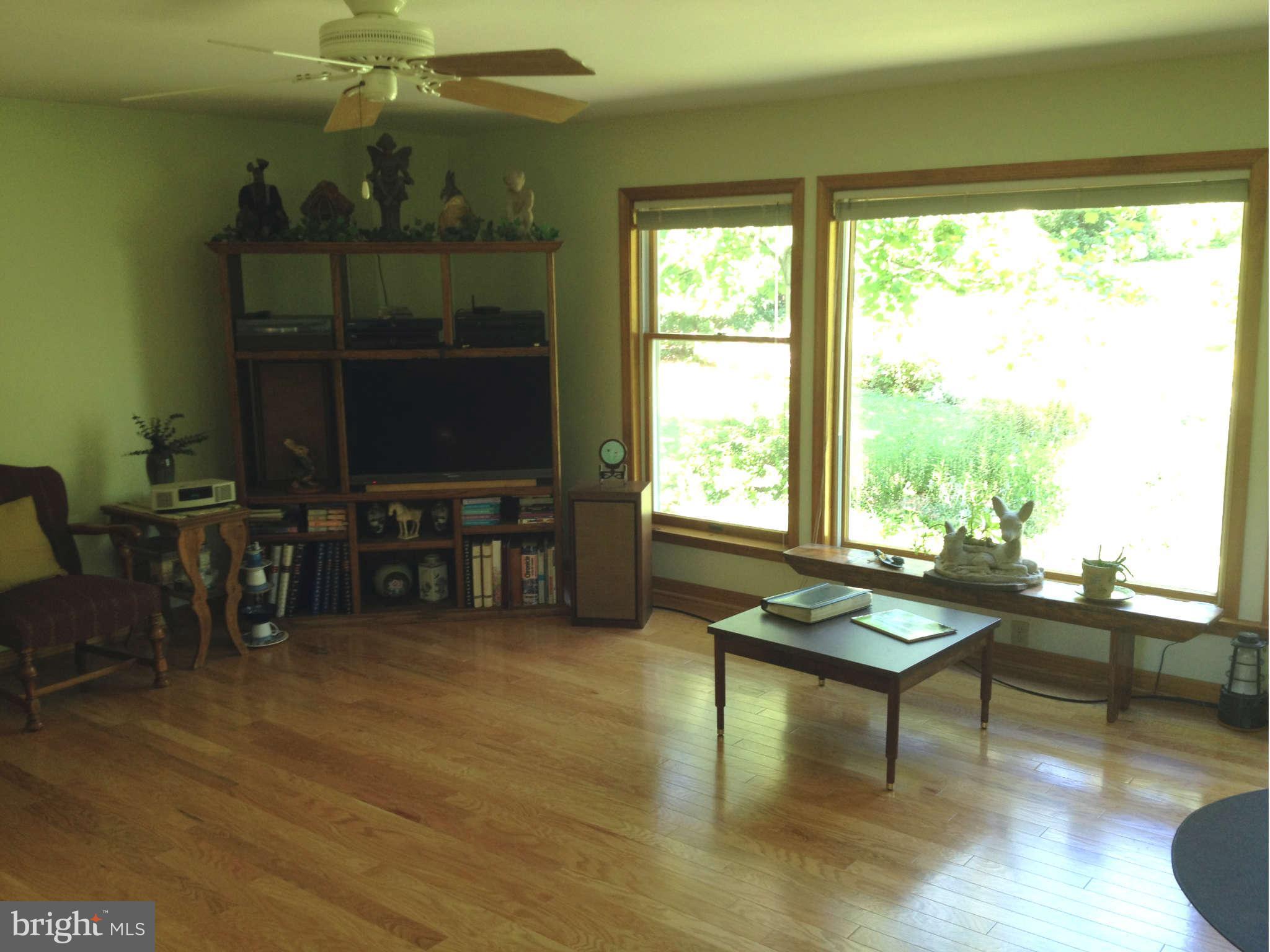 9130 Rocky Ridge Road Rocky Ridge, MD 21778 - Photo 9 of 28 Family Room