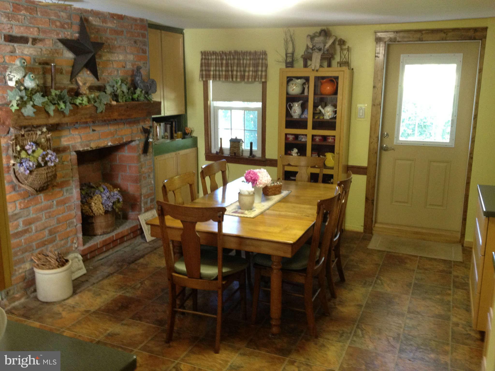 9130 Rocky Ridge Road Rocky Ridge, MD 21778 - Photo 10 of 28 Kitchen