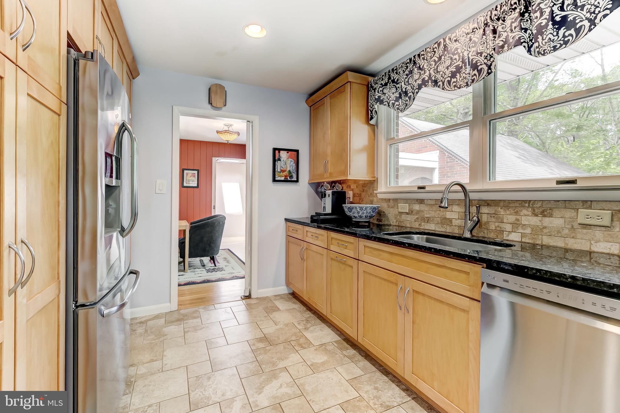 2211 Midridge Road Lutherville-Timonium, MD 21093 - Photo 12 of 57