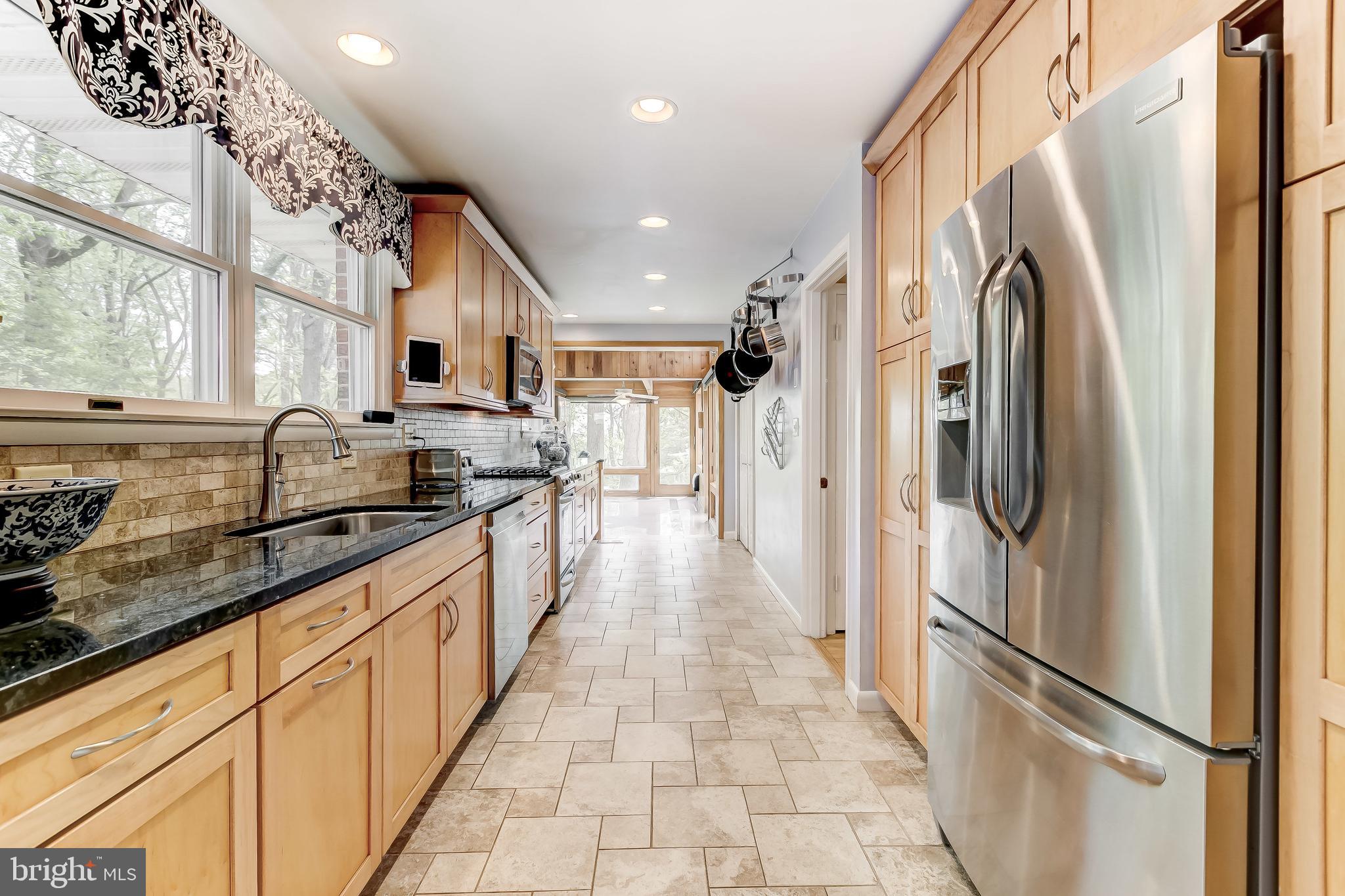 2211 Midridge Road Lutherville-Timonium, MD 21093 - Photo 13 of 57