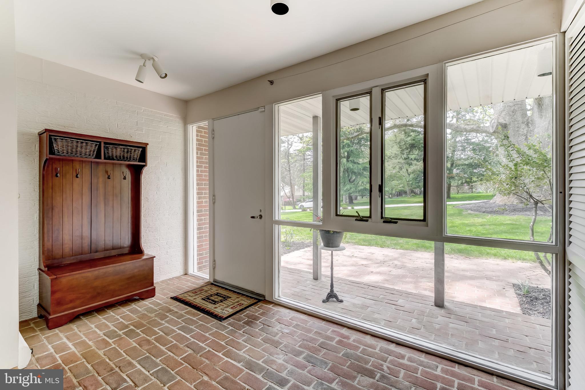 2211 Midridge Road Lutherville-Timonium, MD 21093 - Photo 6 of 57