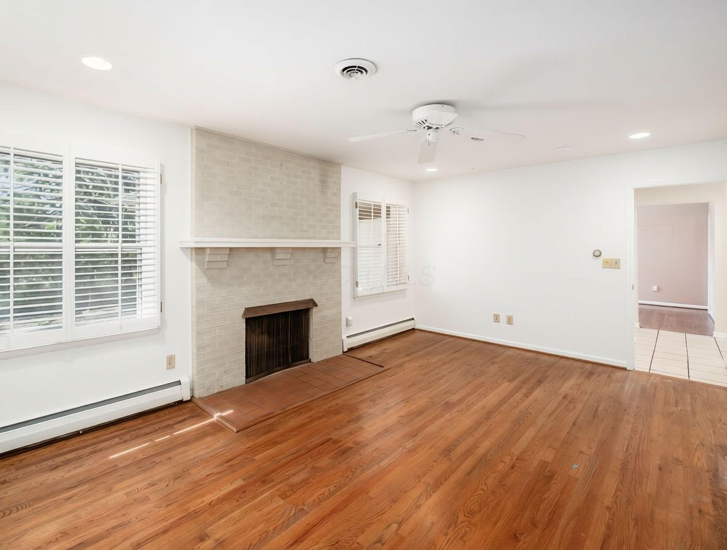 4393 Donington Road Columbus, OH 43220 - Photo 22 of 54 100_Donington Road16_23_06 43