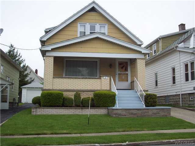 18 Bell Road Cheektowaga, NY 14225 - Photo 1 of 1 Exterior Front
