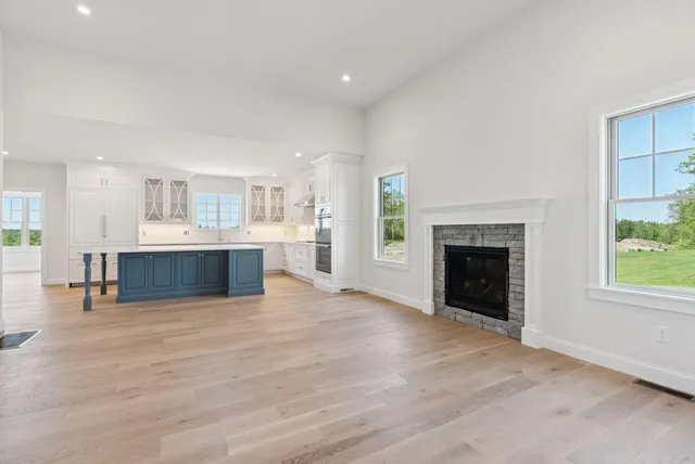 $1,425,000 | 4 Jack Rabbit Ridge, York, ME 03902