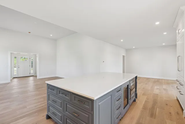 $1,425,000 | 4 Jack Rabbit Ridge, York, ME 03902