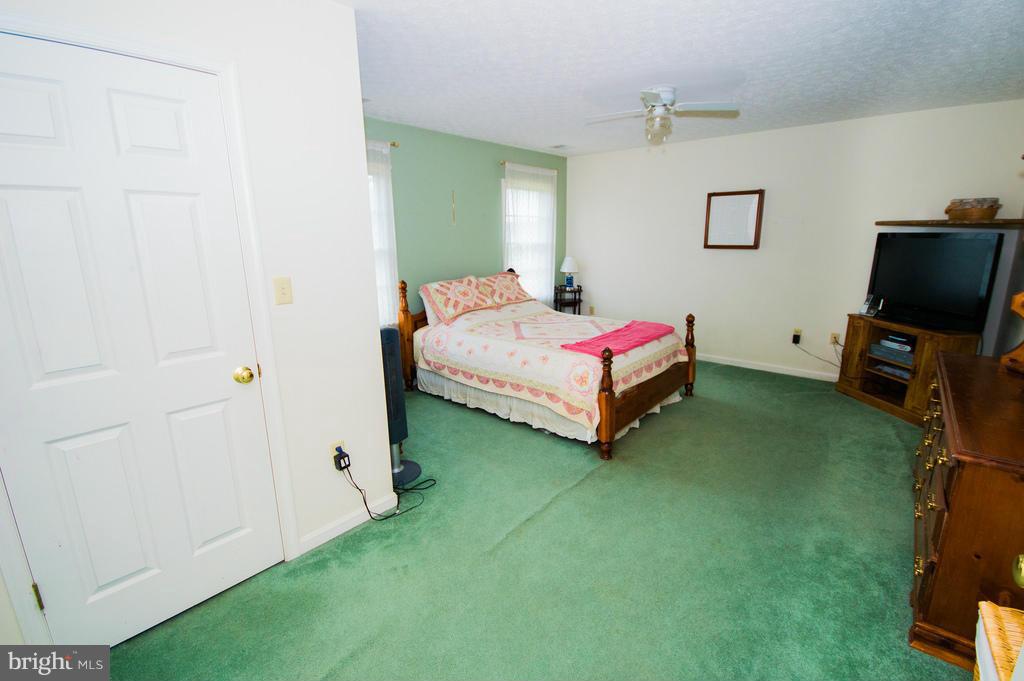 329 Cougill Road Middletown, VA 22645 - Photo 12 of 19 Bedroom