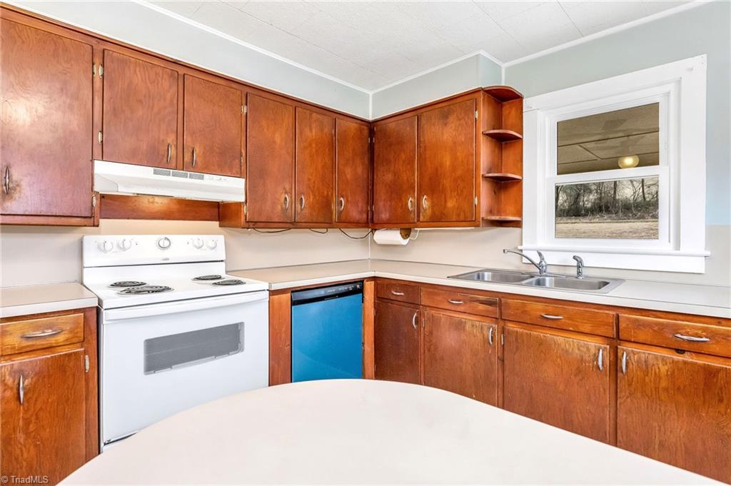 286 Pike Road Moravian Falls, NC 28654 - Photo 11 of 38 Refrigerator, Range, Dishwasher & Double Stainless Sink