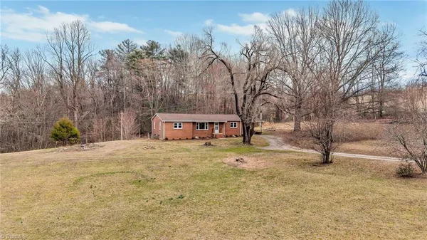 $275,000 | 286 Pike Road, Moravian Falls, NC 28654