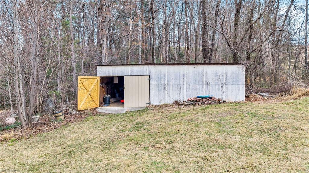 286 Pike Road Moravian Falls, NC 28654 - Photo 32 of 38 Work Shed