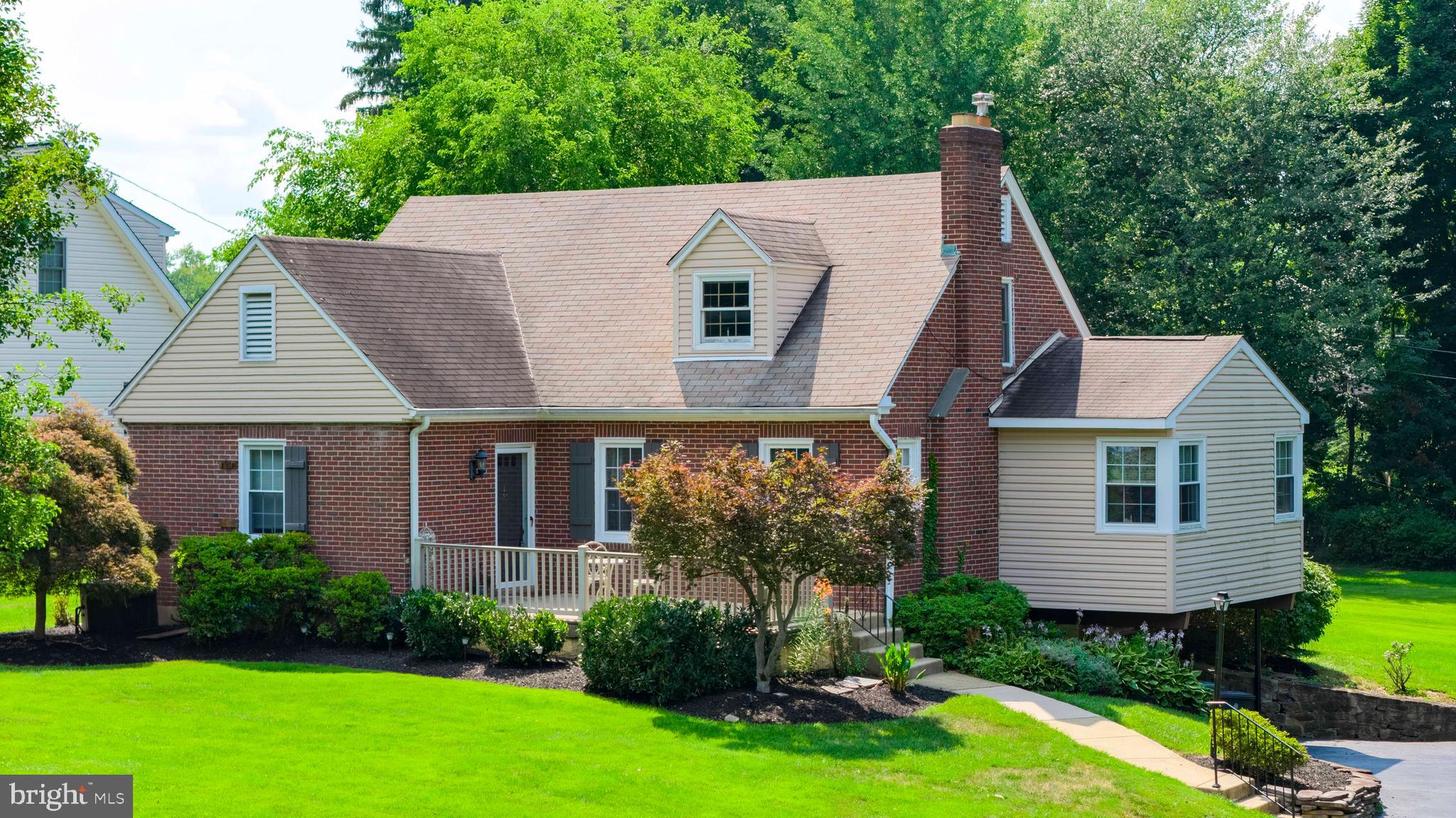 2332 Boyd Road Huntingdon Valley, PA 19006 - Photo 4 of 37 Gallery Image 4