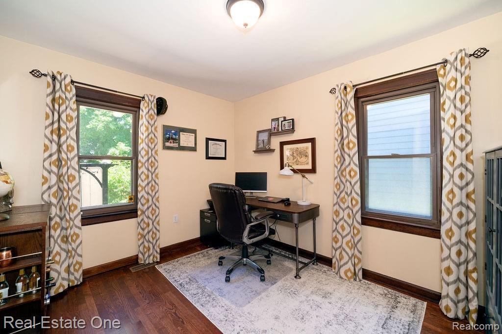363 Linwood Avenue Rochester, MI 48307 - Photo 13 of 24 First Floor Bedroom 1