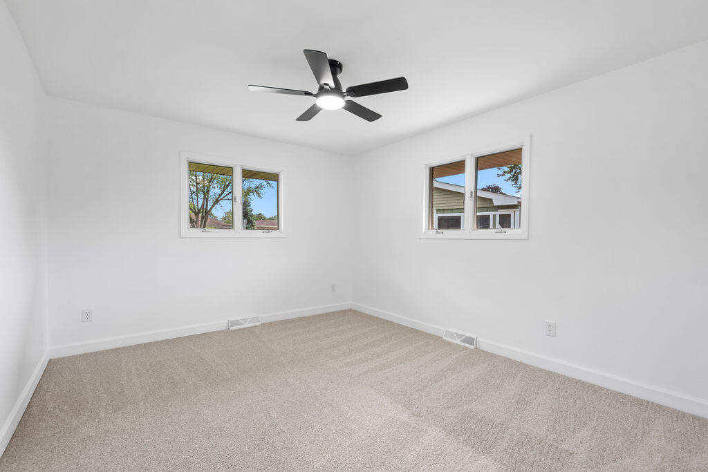 960 Cherokee Court Crown Point, IN 46307 - Photo 17 of 29 1024x683