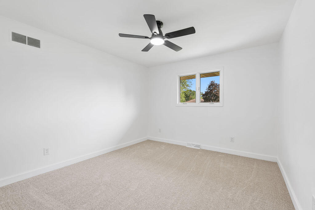 960 Cherokee Court Crown Point, IN 46307 - Photo 18 of 29 1024x683