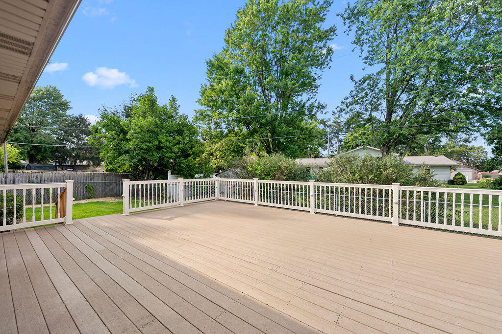 960 Cherokee Court Crown Point, IN 46307 - Photo 25 of 29 1024x683