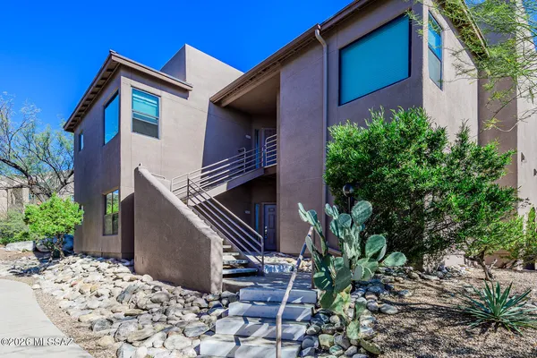 $315,000 | 6655 North Canyon Crest Drive, Unit 26103, Tucson, AZ 85750