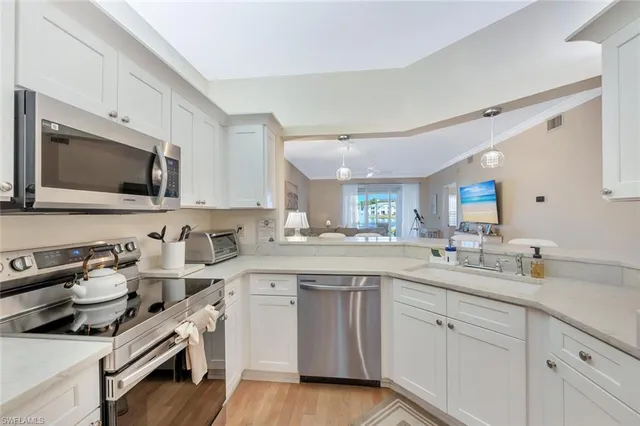 $7,500 | 818 Tanbark Drive, Unit 103, Naples, FL 34108