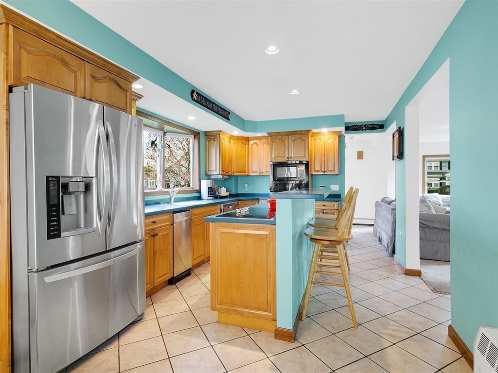 44 Ellsworth Road Peabody, MA 01960 - Photo 9 of 20 Gallery Image 9
