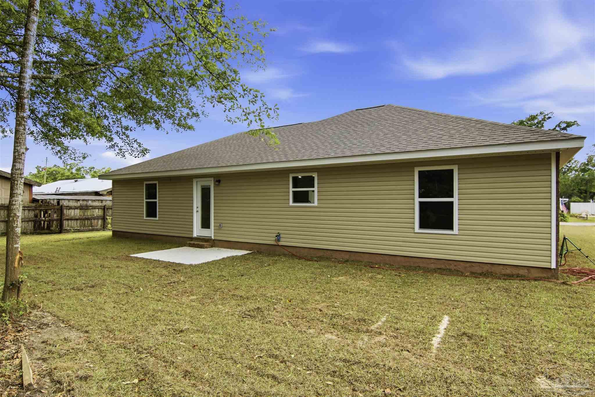 4208 Eleanor Street Pace, FL 32571 - Photo 31 of 39