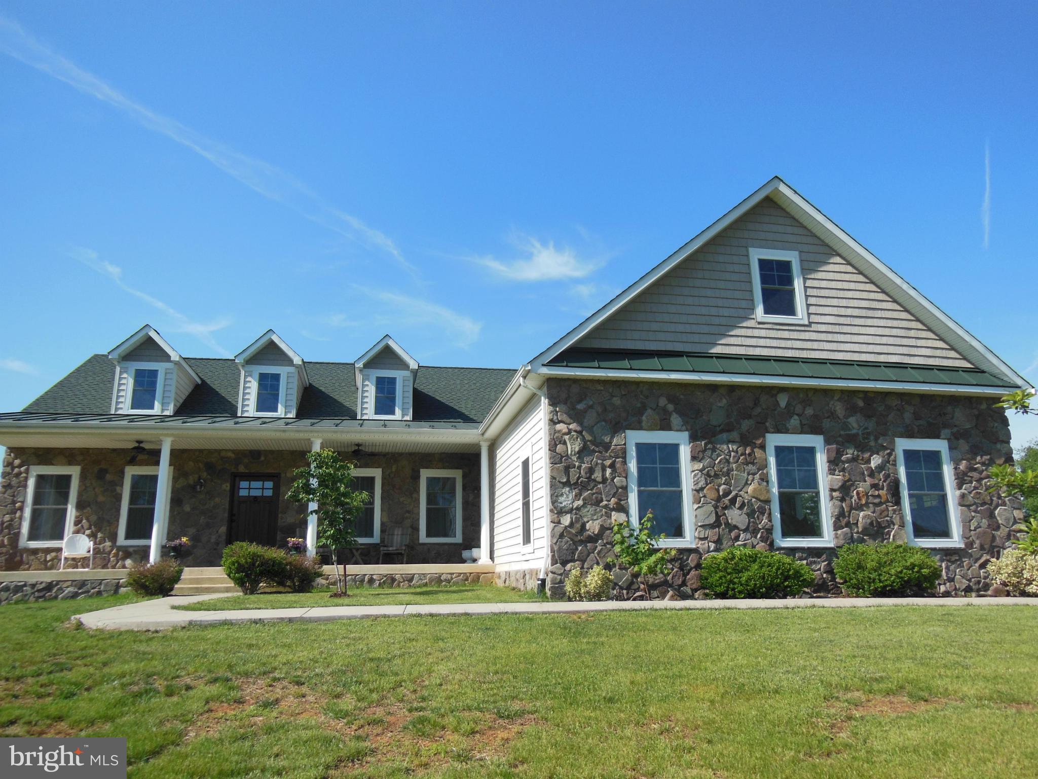 10366 Green Road Bealeton, VA 22712 - Photo 3 of 29 Character through out this beautiful home