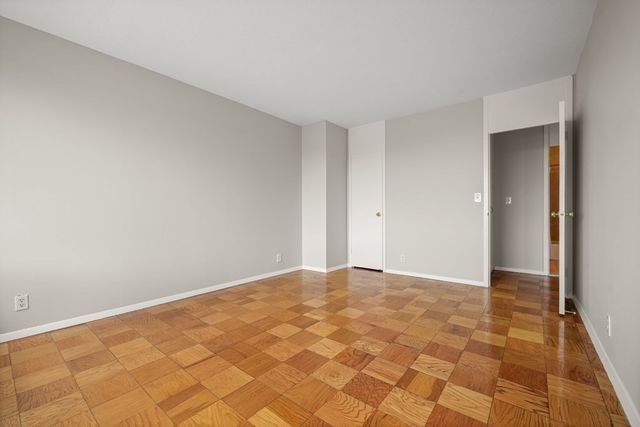 $726,000 | 85 East India Row, Unit 8H, Boston, MA 02110